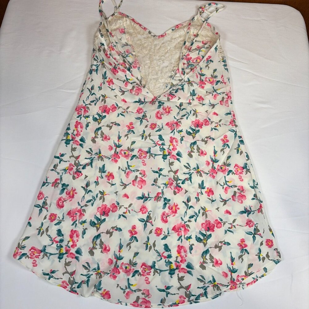 Victoria's Secret Gold Label V-Neck Lace Front Sleepwear Women's M White - Picture 4 of 6